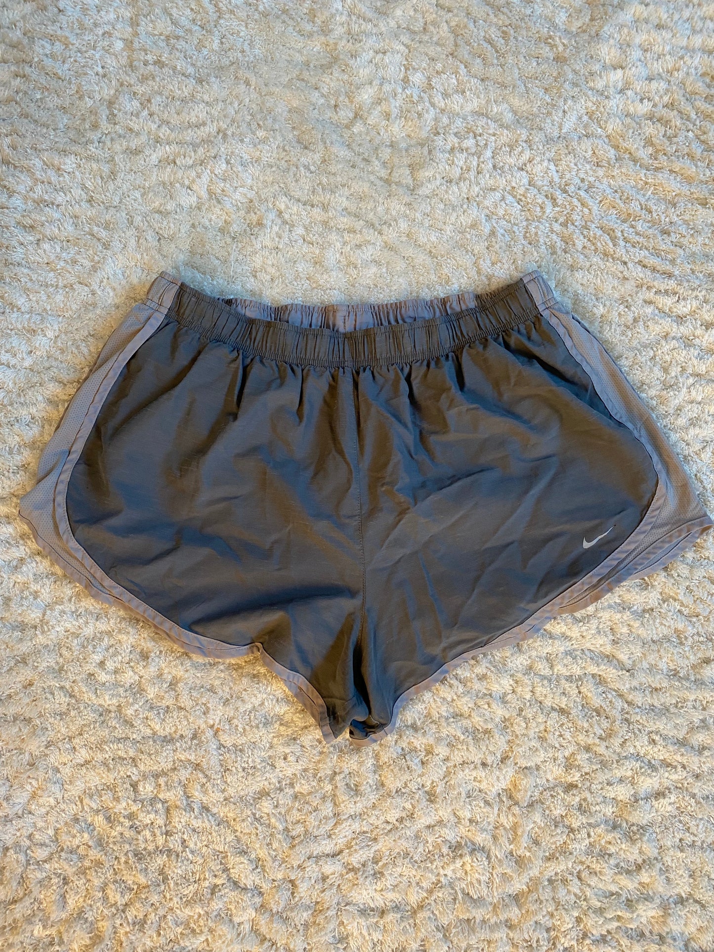 Short de Sport Nike Femme - Taille XL